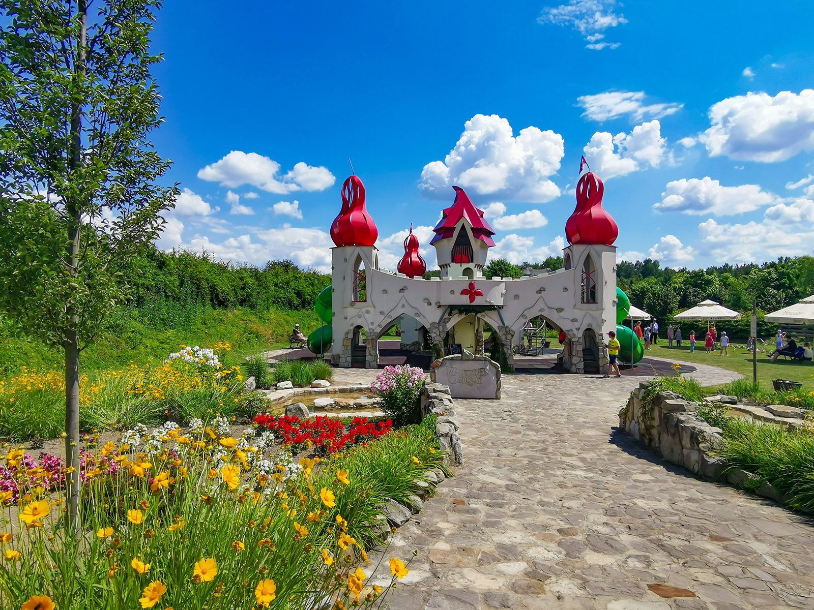 Krzyżtopór i Magiczne Ogrody